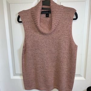 Josephine Chaus Sleeveless Cowl neck sweater. Ladies Large.  Tank Top sweater.